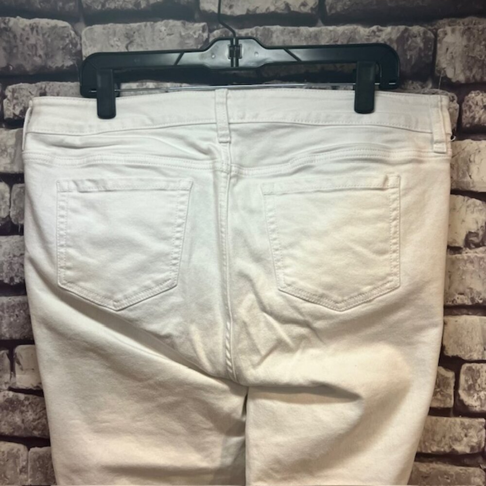 Torrid White Distressed Crop Pants Size 14 - Picture 7 of 9